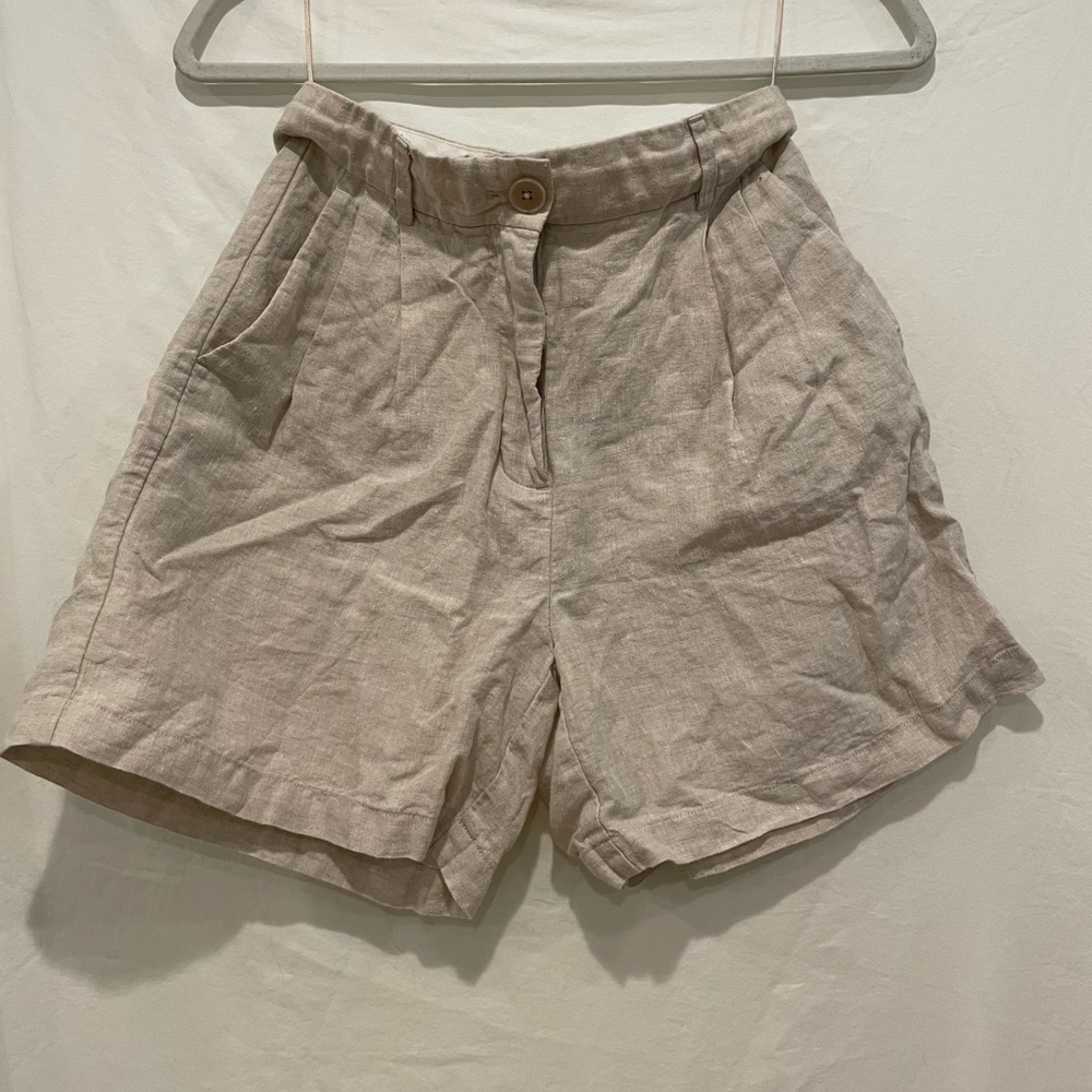 Aritzia Wilfred linen shorts